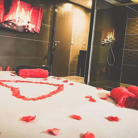 Le Confiden'spa Loft 55m2 Jacuzzi - Billard - Cheminee - Terrasse Apartament