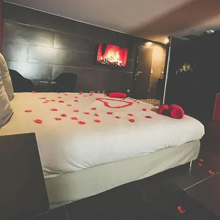 아파트 Le Confiden'spa Loft 55m2 Jacuzzi - Billard - Cheminee - Terrasse